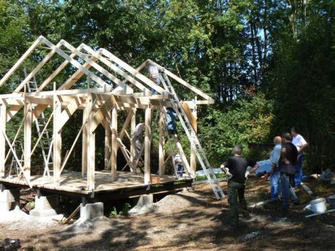 Lehrbienenstand Bau